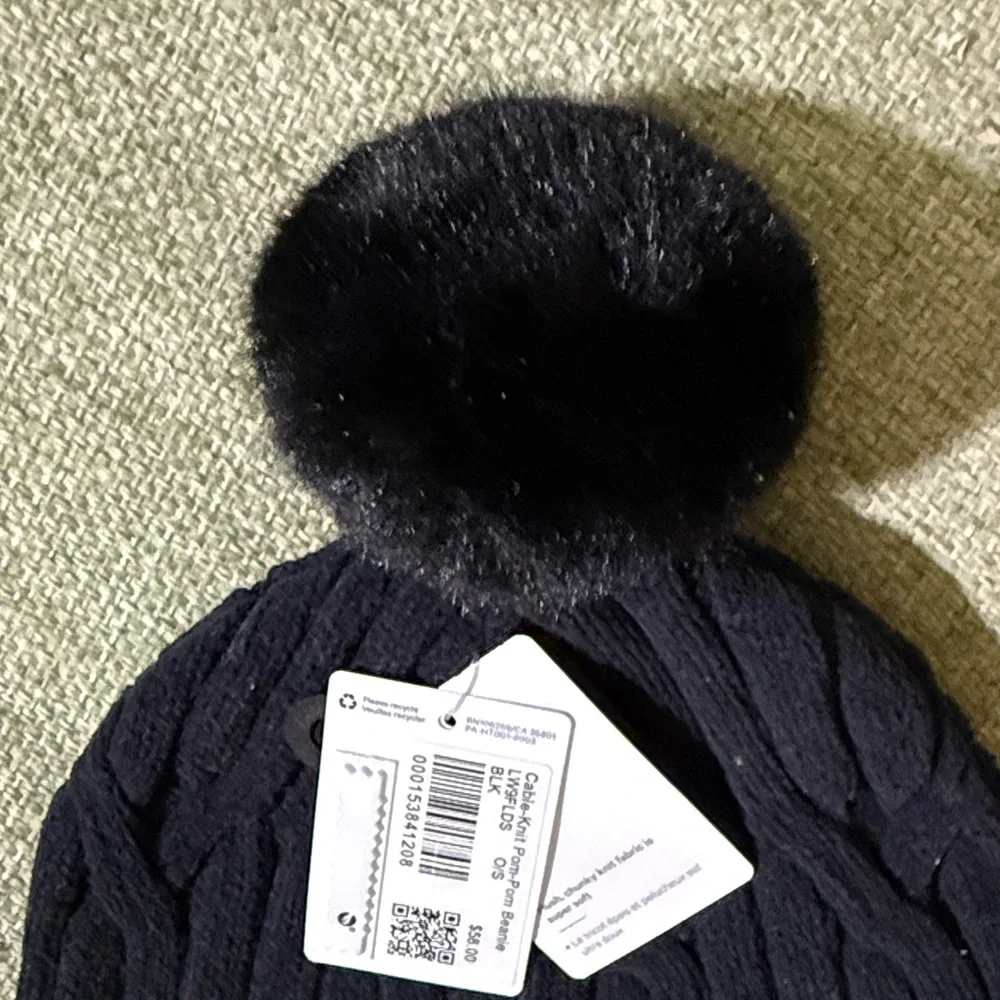 Lululemon Black Cable-Knit Beanie with Pom-Pom - Picture 4 of 5
